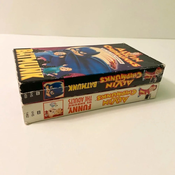 Lot of 2 Alvin and the Chipmunks VHS Tapes Go to the Movies Batmunk - Picture 5 of 10